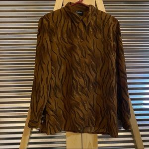 Super fun patterned button up shirt.